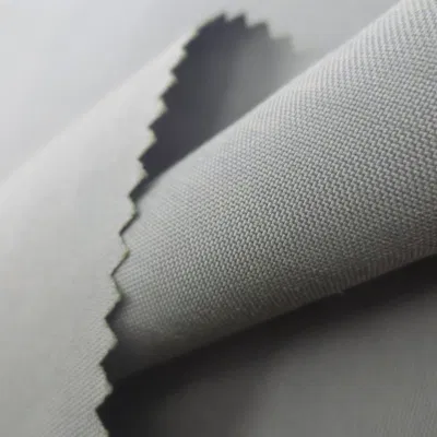 Tissu élastique léger à quatre voies en spandex T/C sergé Sport RPET Softshell collé en mousseline de soie Oxford textile tricoté pour recycler les vêtements de travail/vêtements